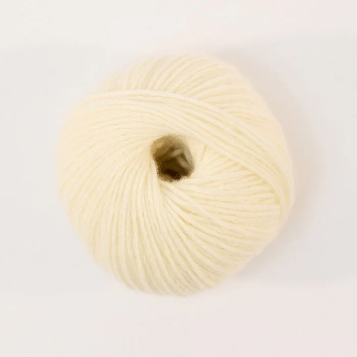 Cardiff Cashmere Classic 8 Ply - Image 4