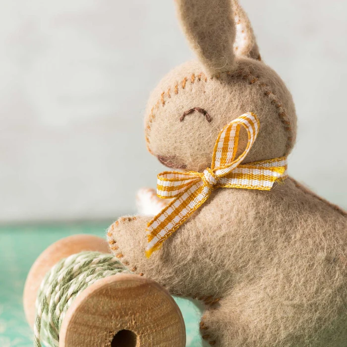 Corinne Lapierre Bunnies Felt Craft Kit - Image 2