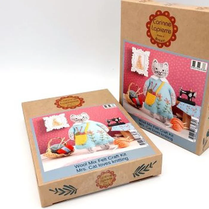 Corinne Lapierre Mrs. Cat Loves Knitting Felt Craft Kit - Image 2