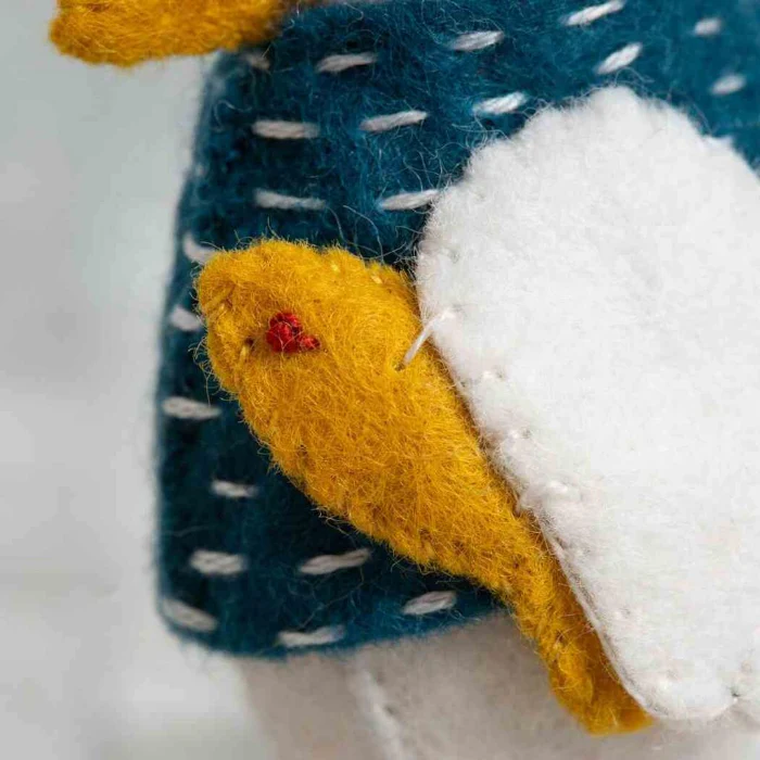 Corinne Lapierre Sam the Seagull Felt Craft Mini Kit - Image 3