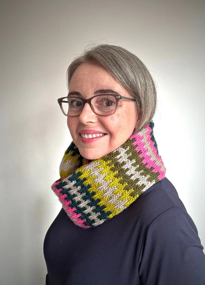 Jacqui Verbeek Sweet Tooth Scarf Digital Pattern - Image 3