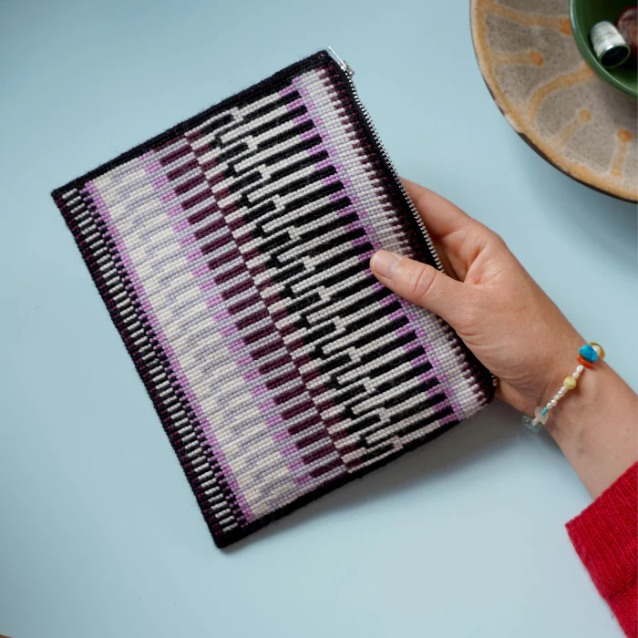 Kit Couture Öland Embroidery Clutch Kit - Image 4