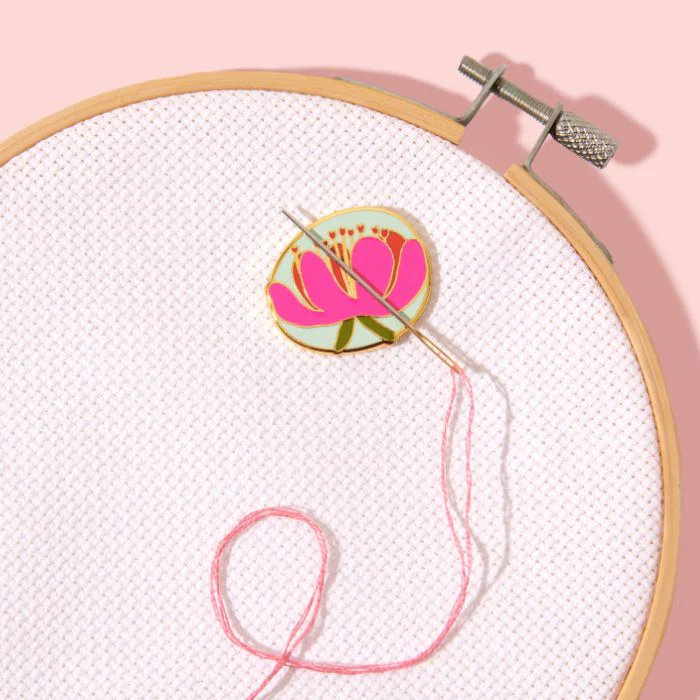 SOHMO Pink Peony Magnetic Needle Minder - Image 3